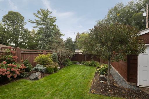 2207 Penn Avenue S, Minneapolis, MN 55405