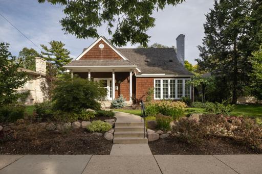2207 Penn Avenue S, Minneapolis, MN 55405