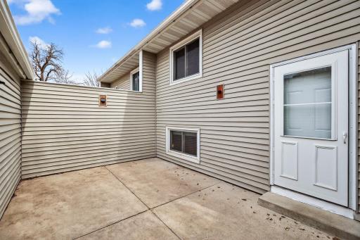 Patio/Entrance