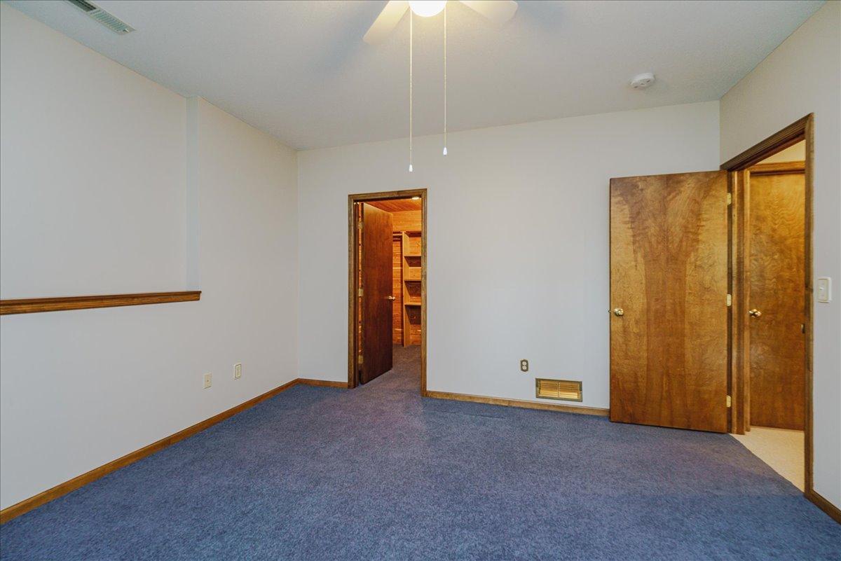 52-Bedroom 3.jpg