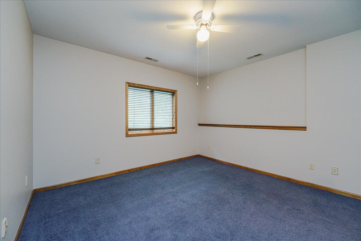 51-Bedroom 3.jpg