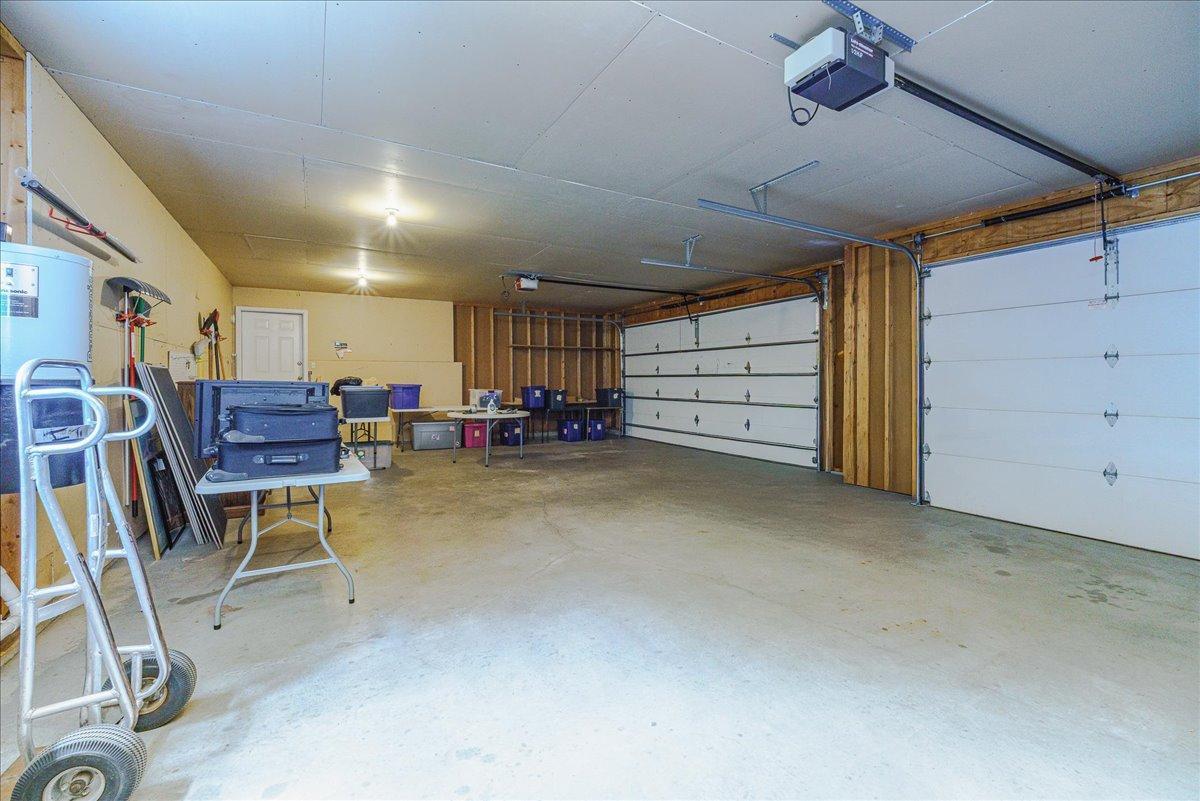 62-Garage.jpg