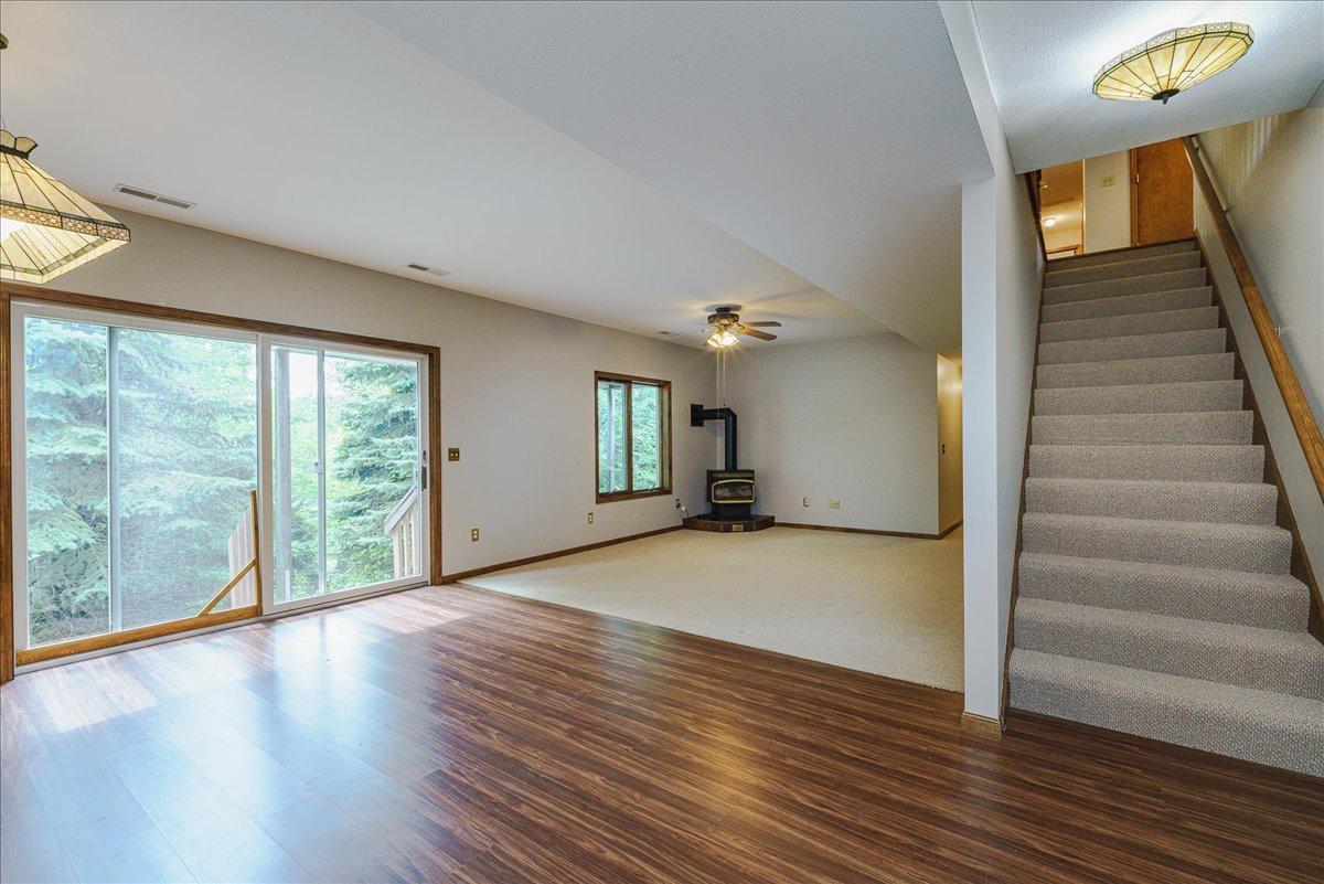 46-Family Room.jpg