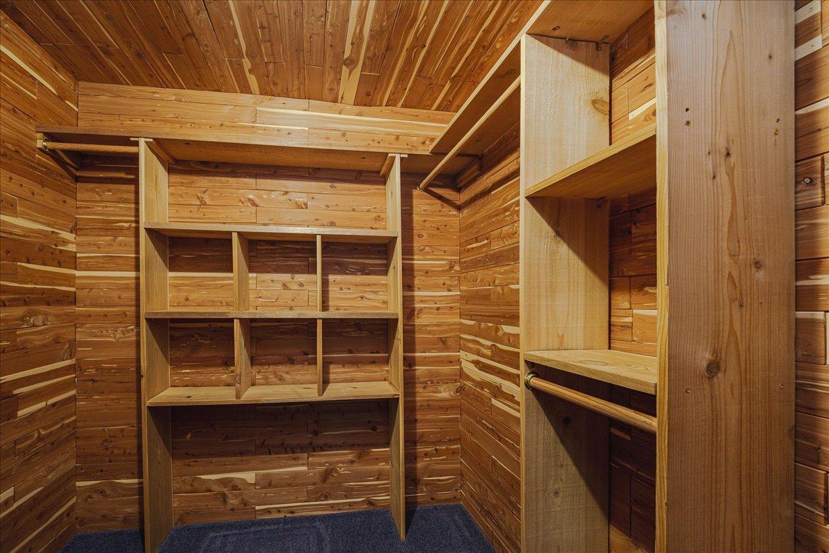 54-Bedroom 3 Closet.jpg