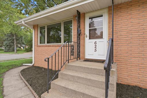 625 Summer Street NE, Minneapolis, MN 55413