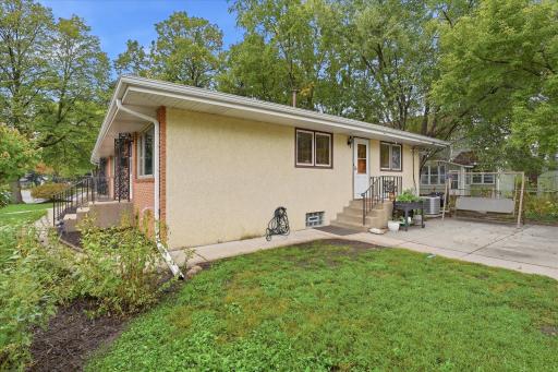 625 Summer Street NE, Minneapolis, MN 55413