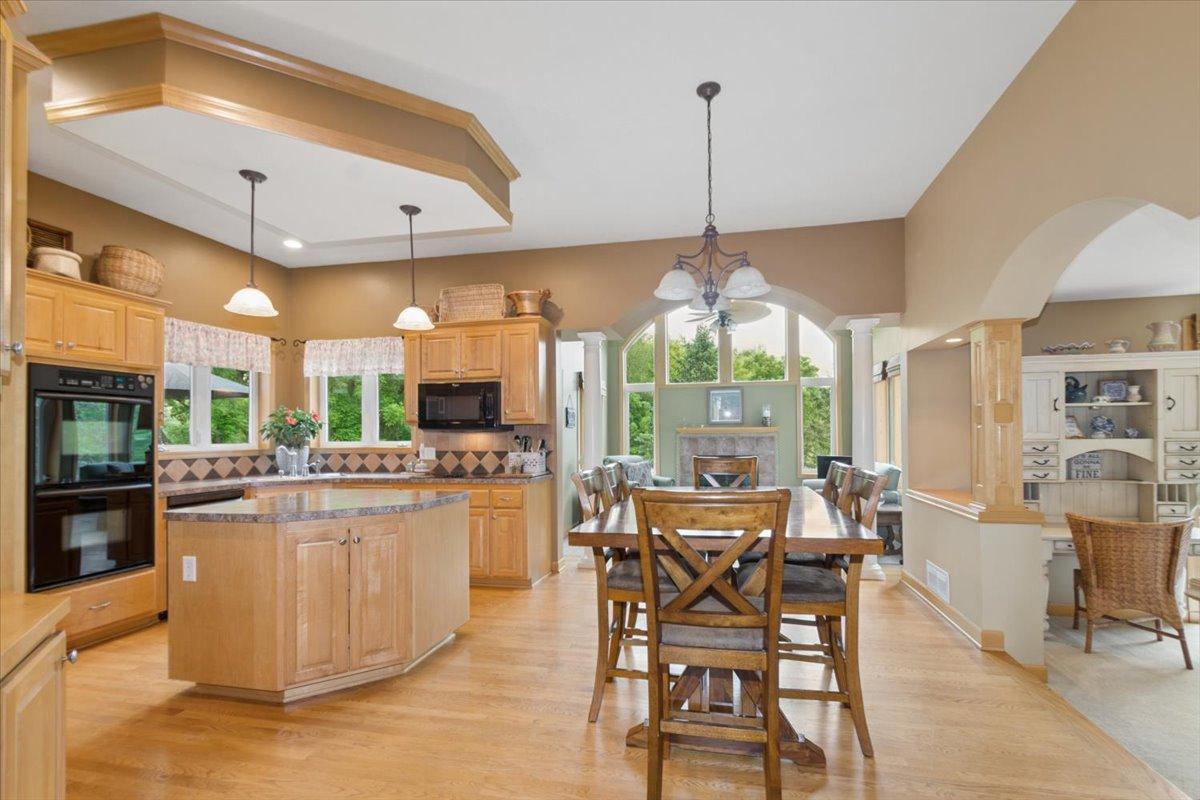 Kitchen - Sunroom