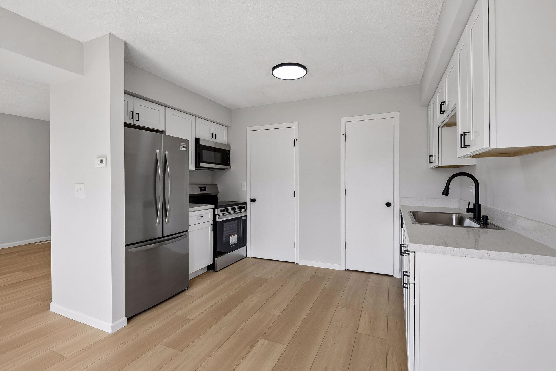 Brand New Kitchen!
