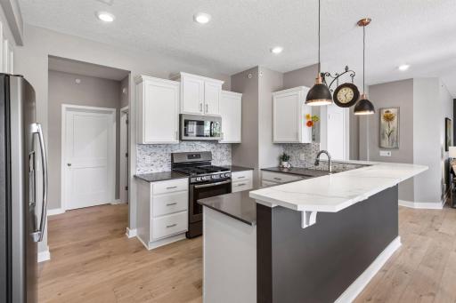 19520 Laurel Court, Maple Grove, MN 55311