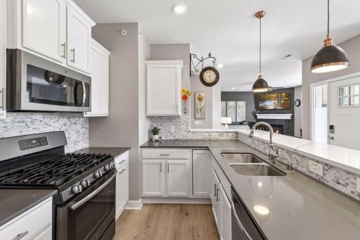 19520 Laurel Court, Maple Grove, MN 55311