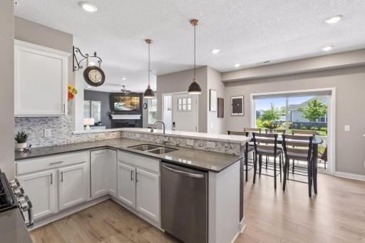 19520 Laurel Court, Maple Grove, MN 55311