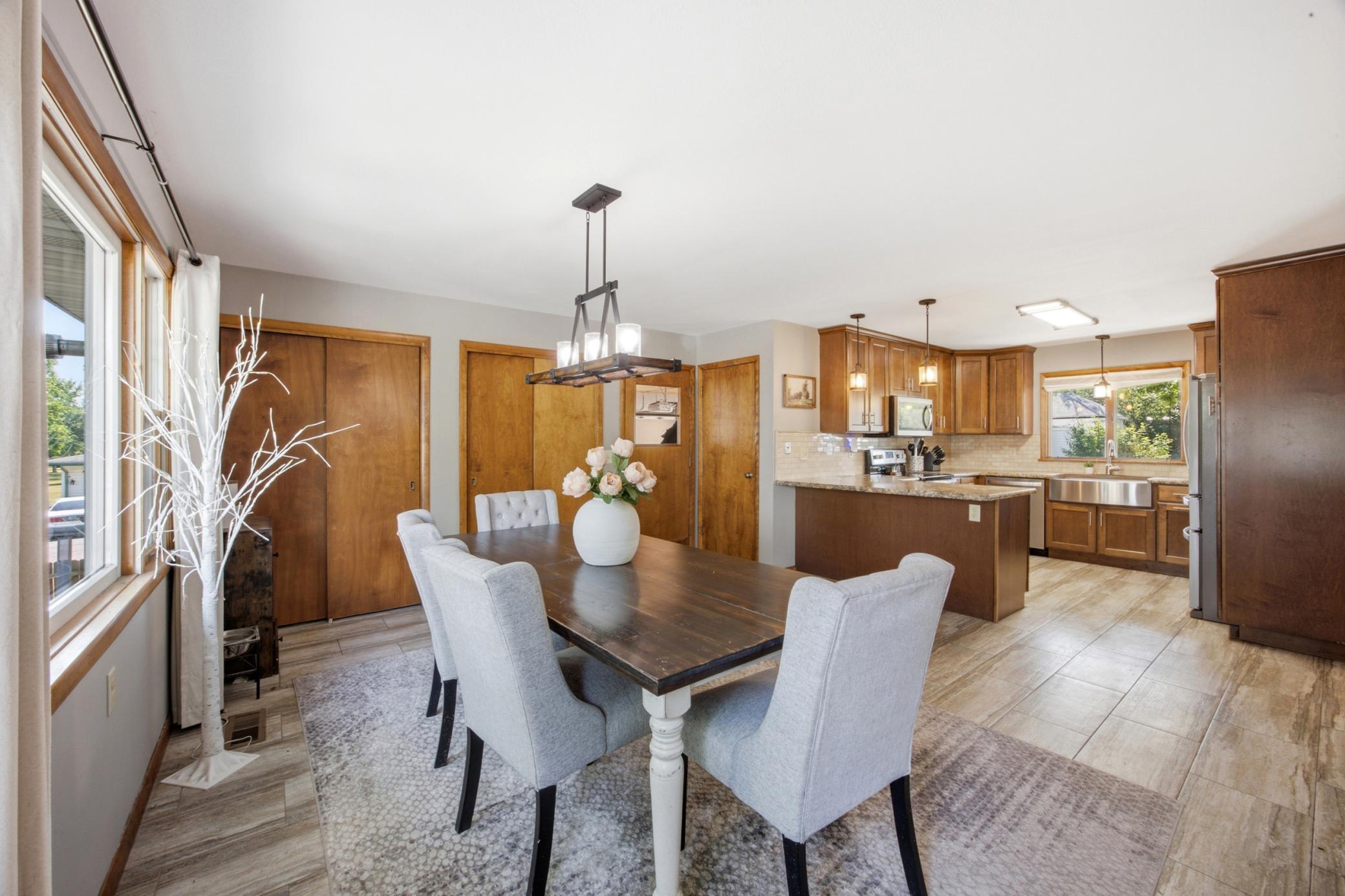 Kitchen/Dining