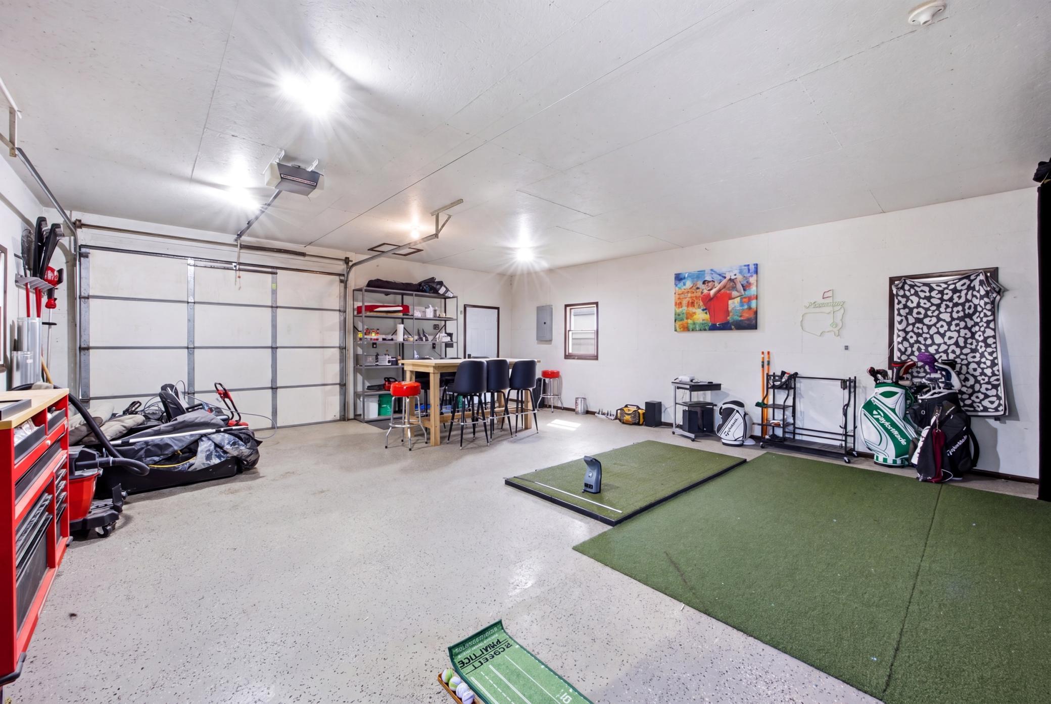 detached garage/epoxy floor