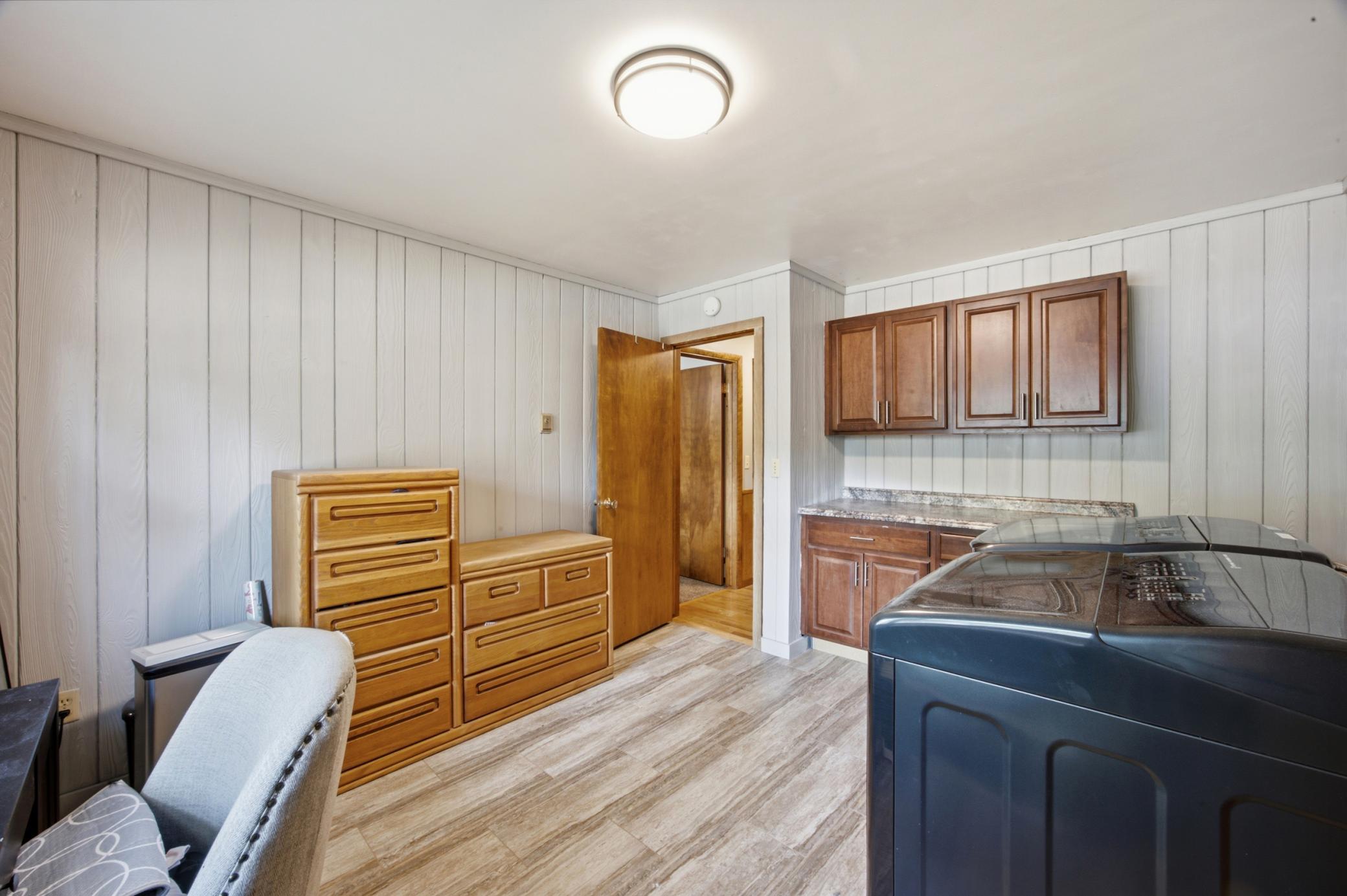 Bedroom #3/Laundry room