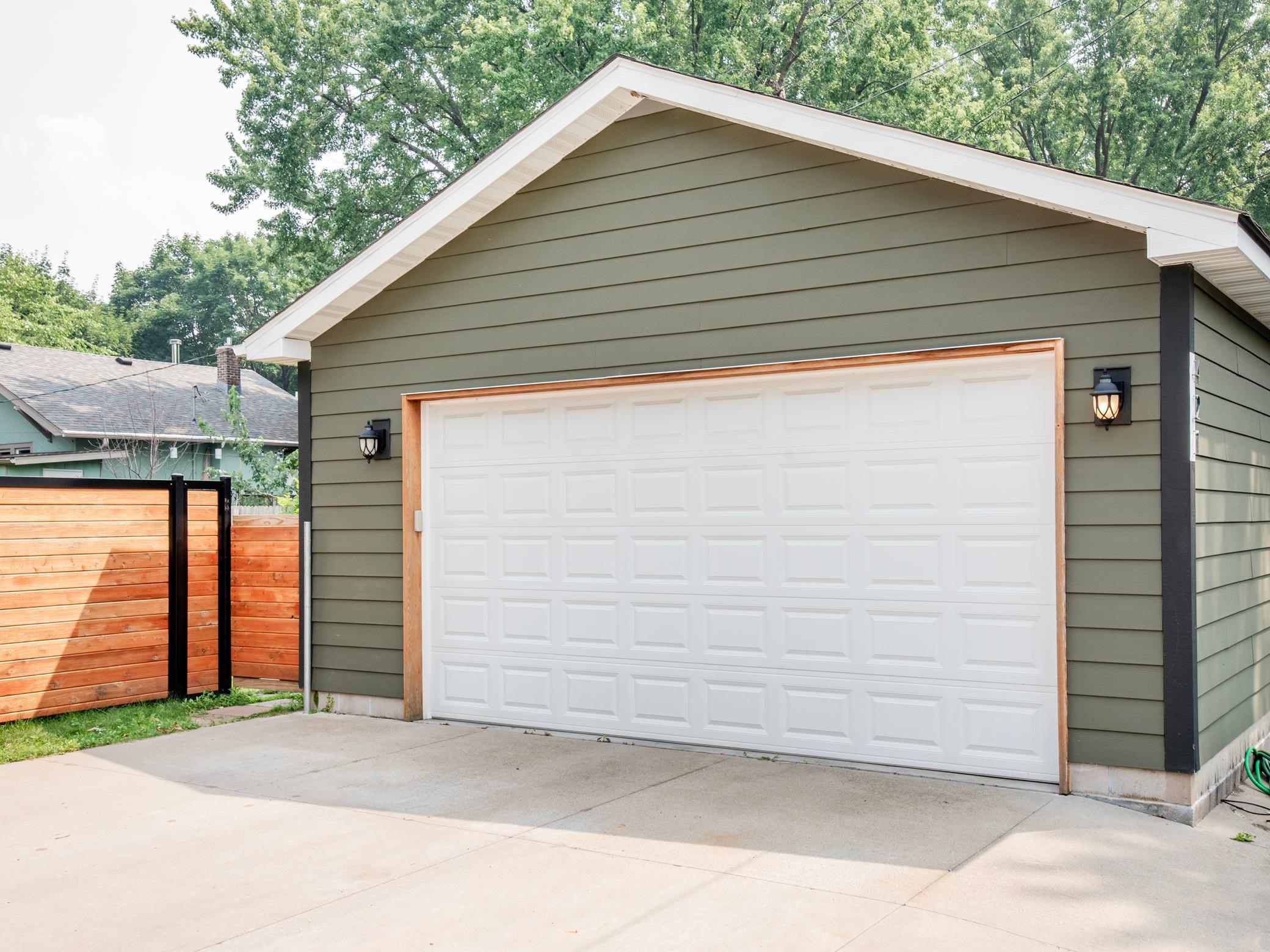 8 foot garage door, 120v Serice