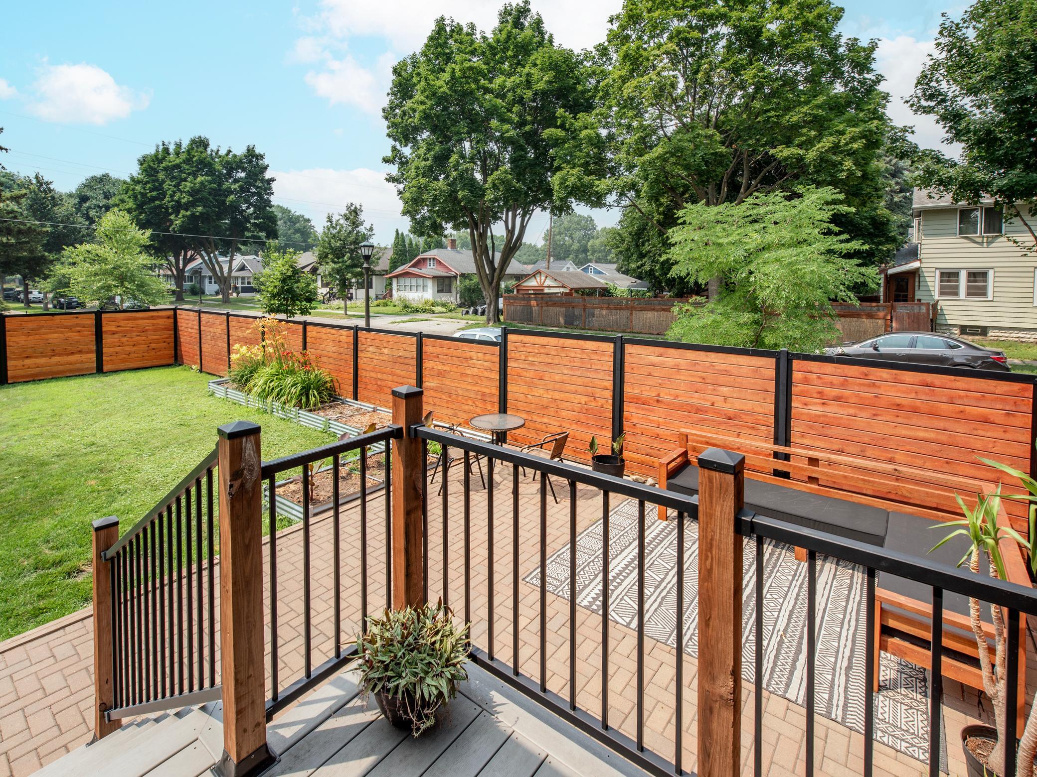 Newer railing