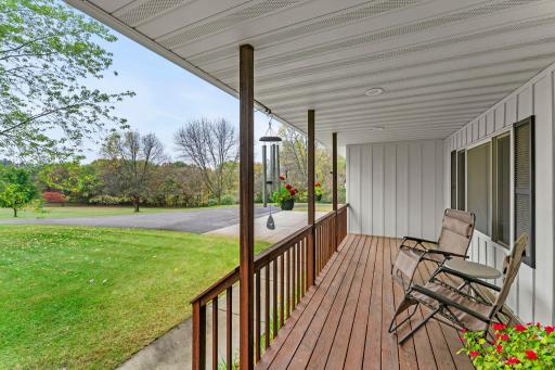 13-web-or-mls-18720 114th St SE-3.jpg