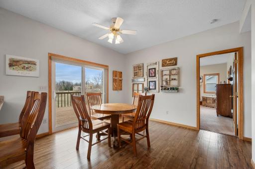 36-web-or-mls-18720 114th St SE-94 (2).jpg