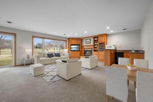 65-web-or-mls-18720 114th St SE-224_Final - Copy (3).jpg