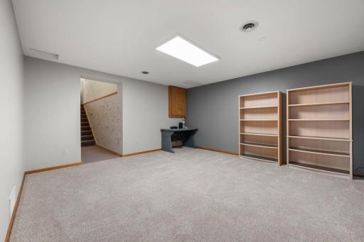 78-web-or-mls-18720 114th St SE-284.jpg