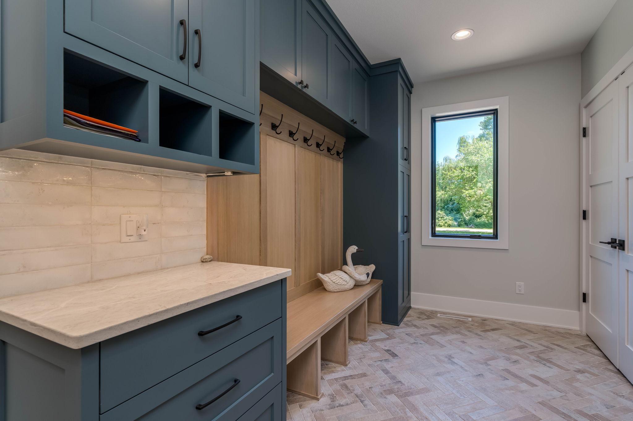52-web-or-mls-29227-biehn-dr.jpg