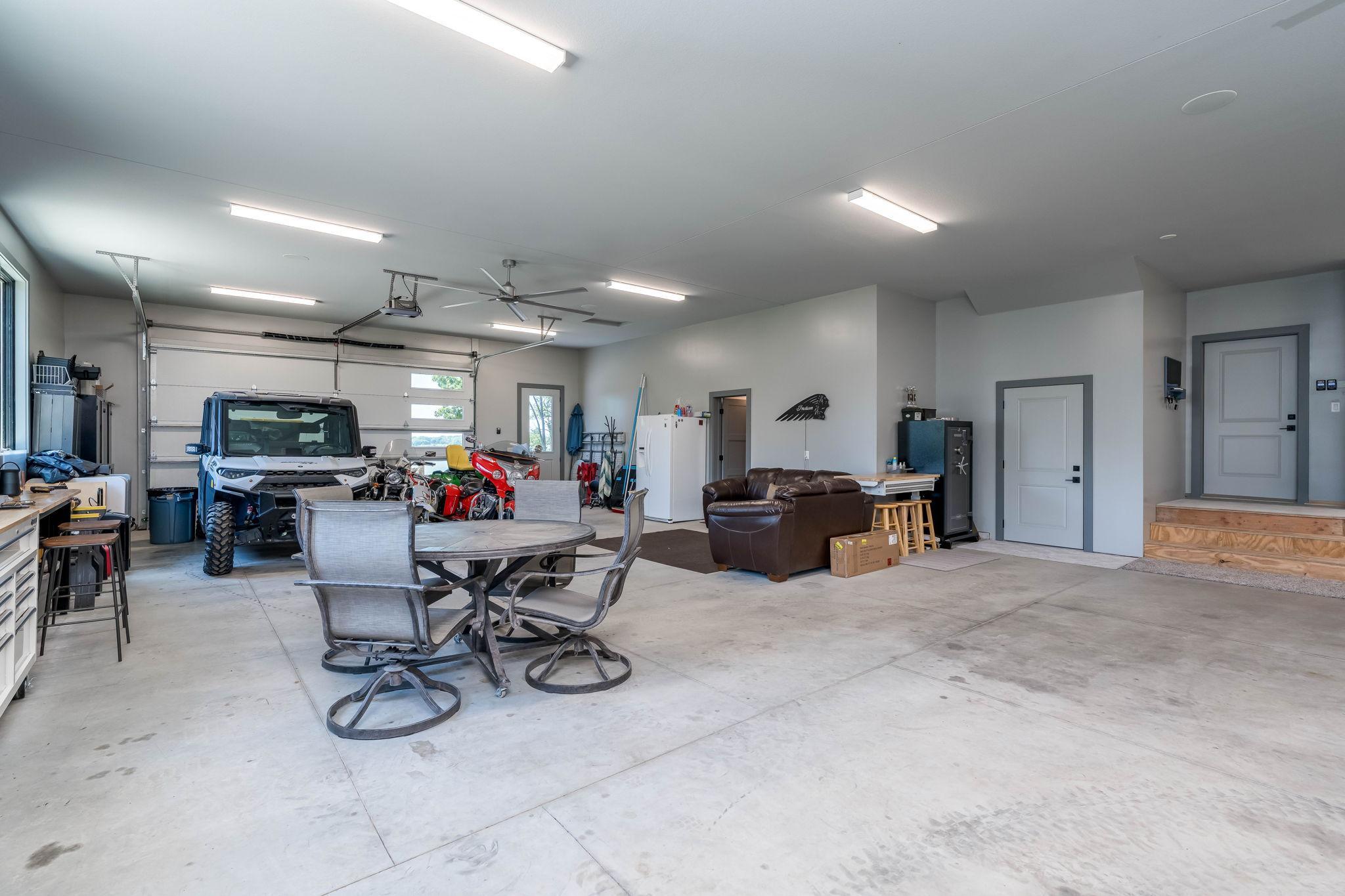 80-web-or-mls-29227-biehn-dr.jpg