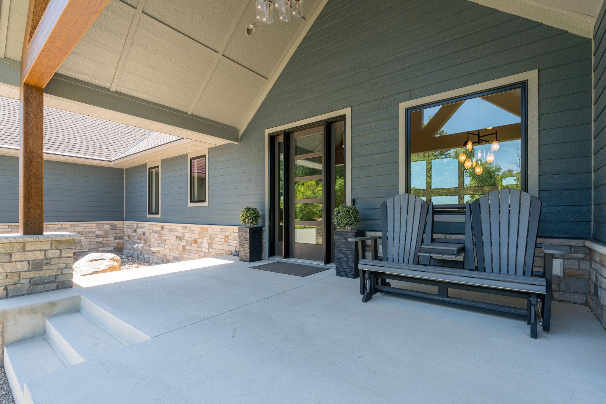 4-web-or-mls-29227-biehn-dr.jpg