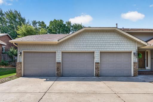 3 Car Garage