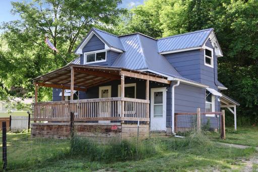 115 4th Avenue, Cashton, WI 54619