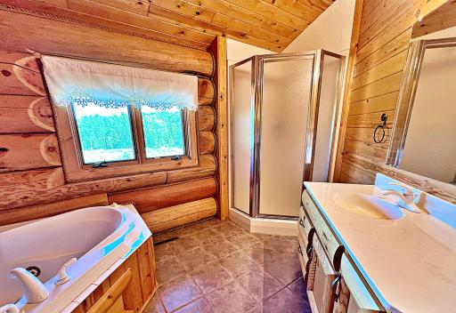 Loft area En Suite Bathroom (full) with jetted tub with shower