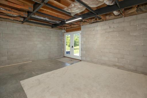 16-16-Lower Level.jpg