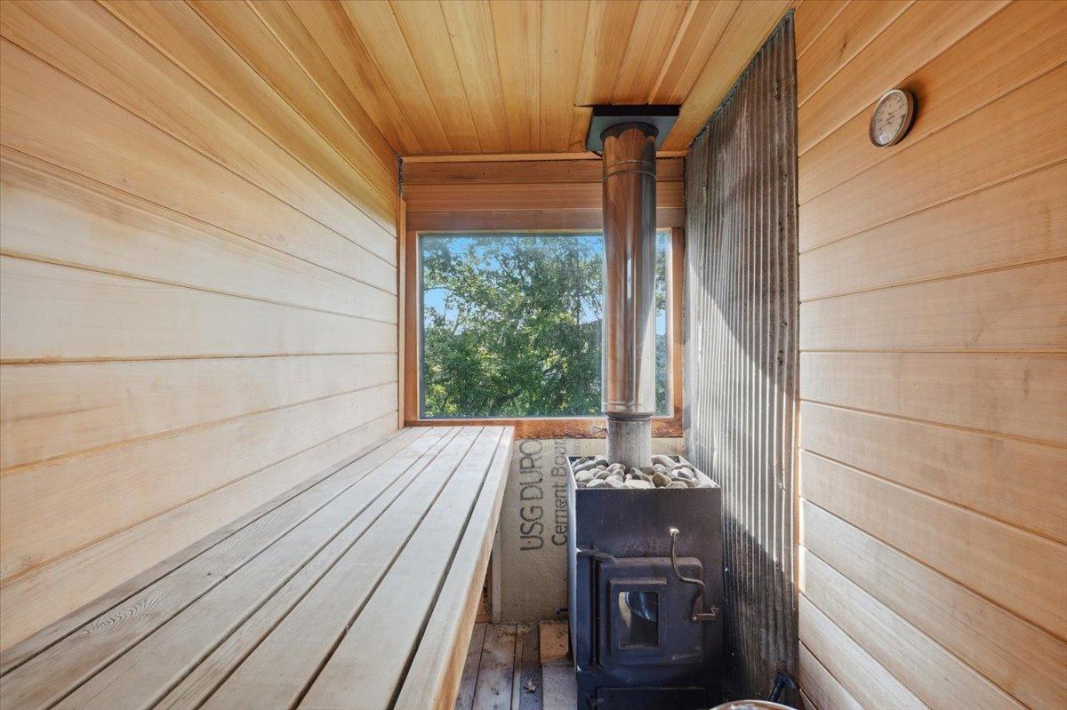 35-Sauna.jpg
