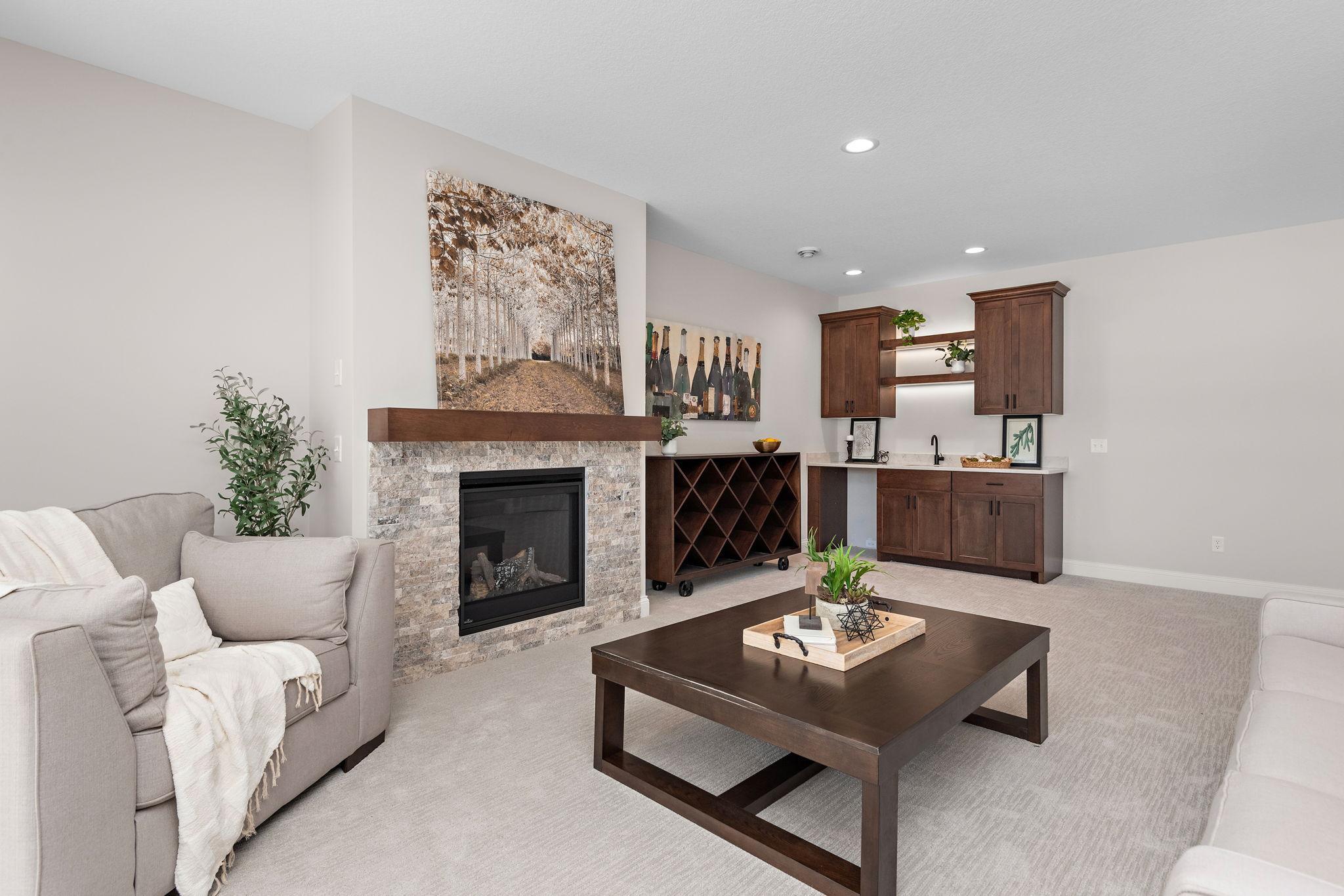 -or-mls-3886-larabee-ave-ne.jpg