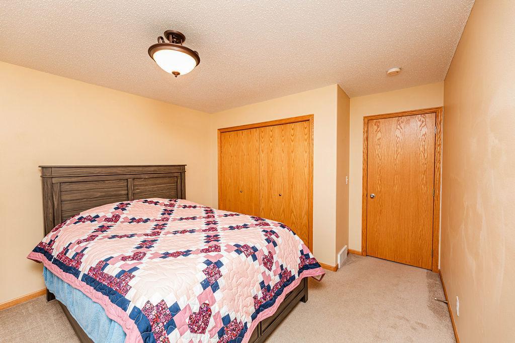 Bedroom 2-2
