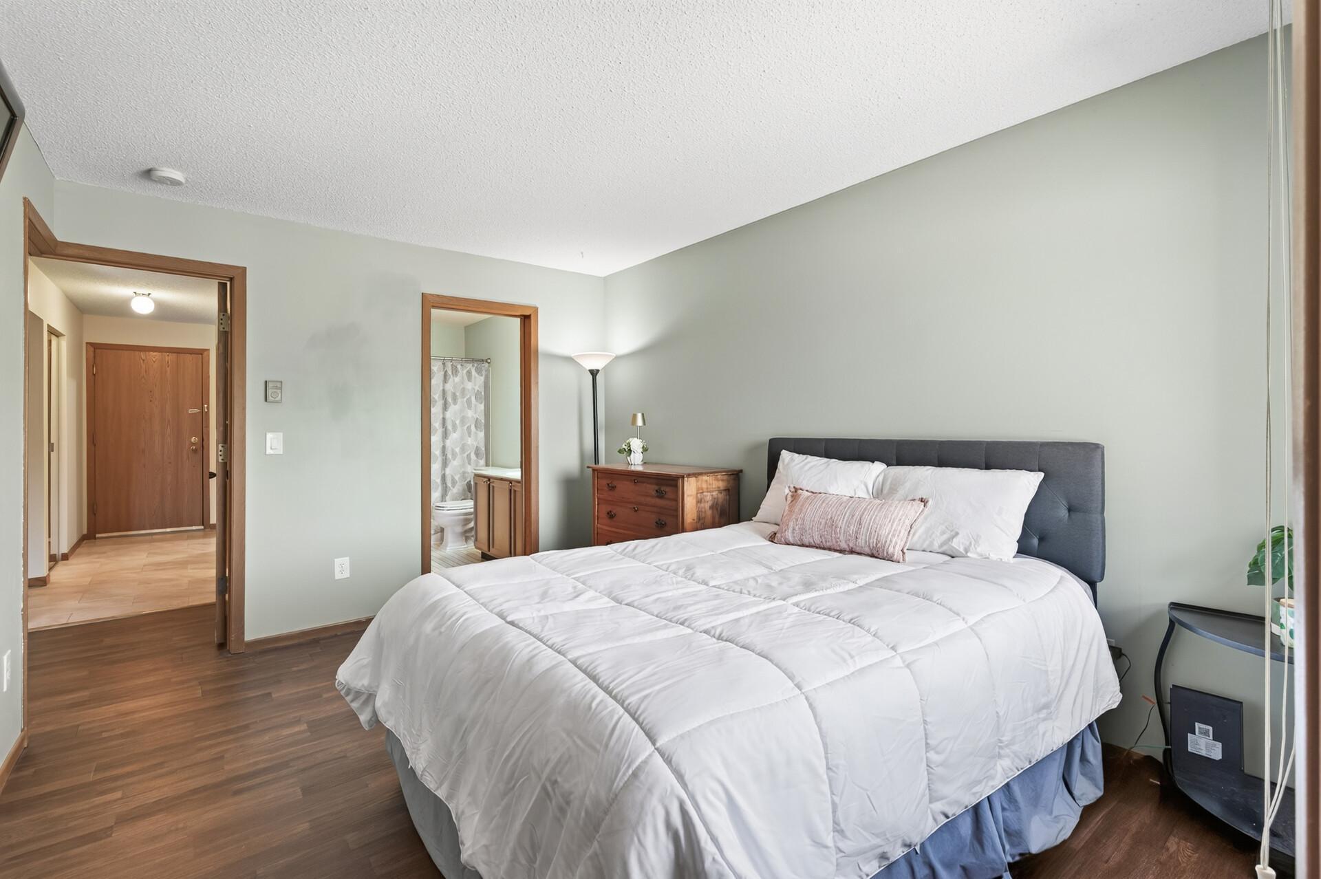 Bedroom showing the ensuite bathroom