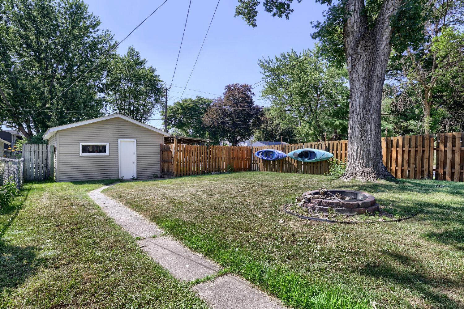 1129 2nd st. - Web Quality - 002 - 02 Exterior Front.jpg