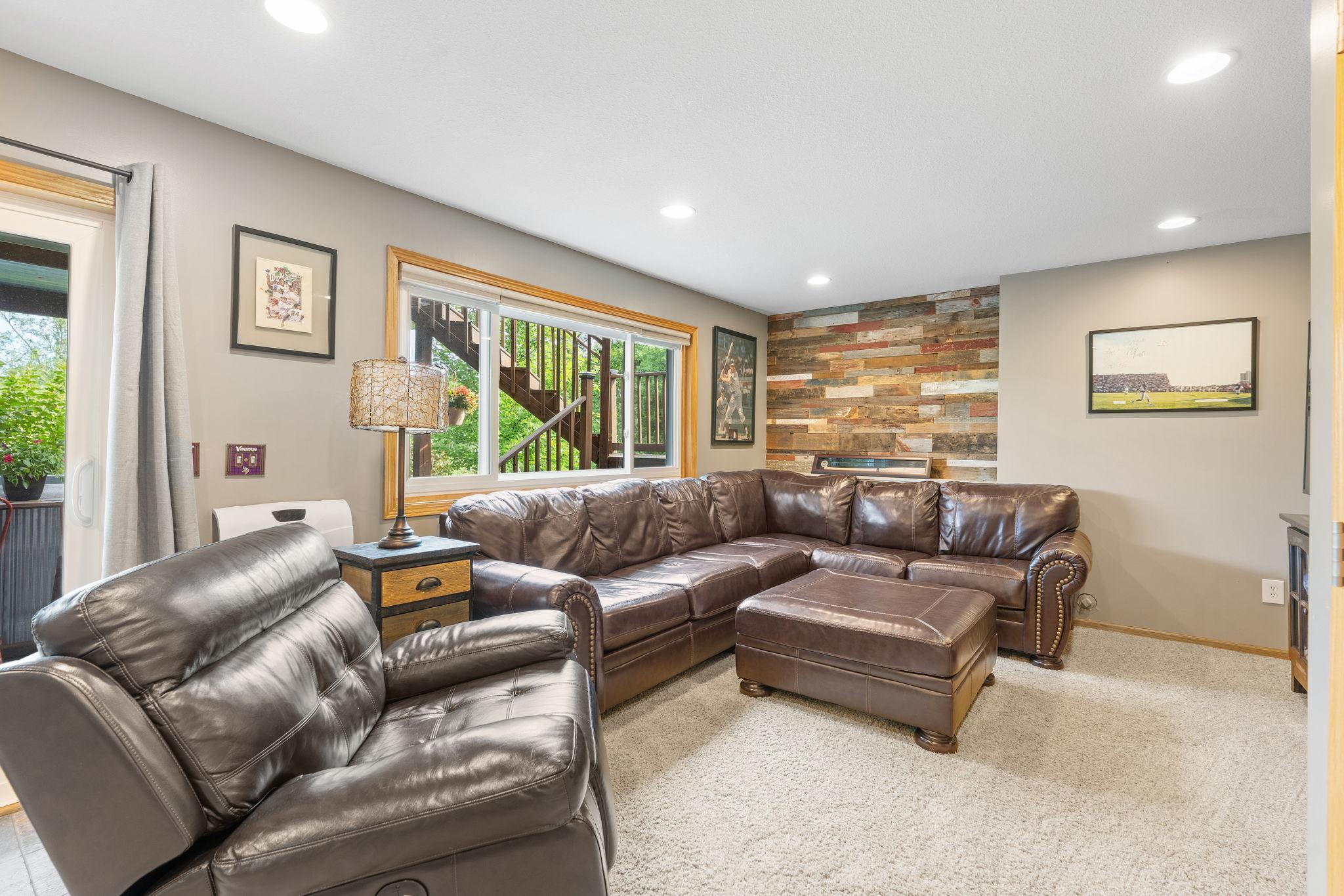 64-web-or-mls-5741 145th Ct NW-70.jpg