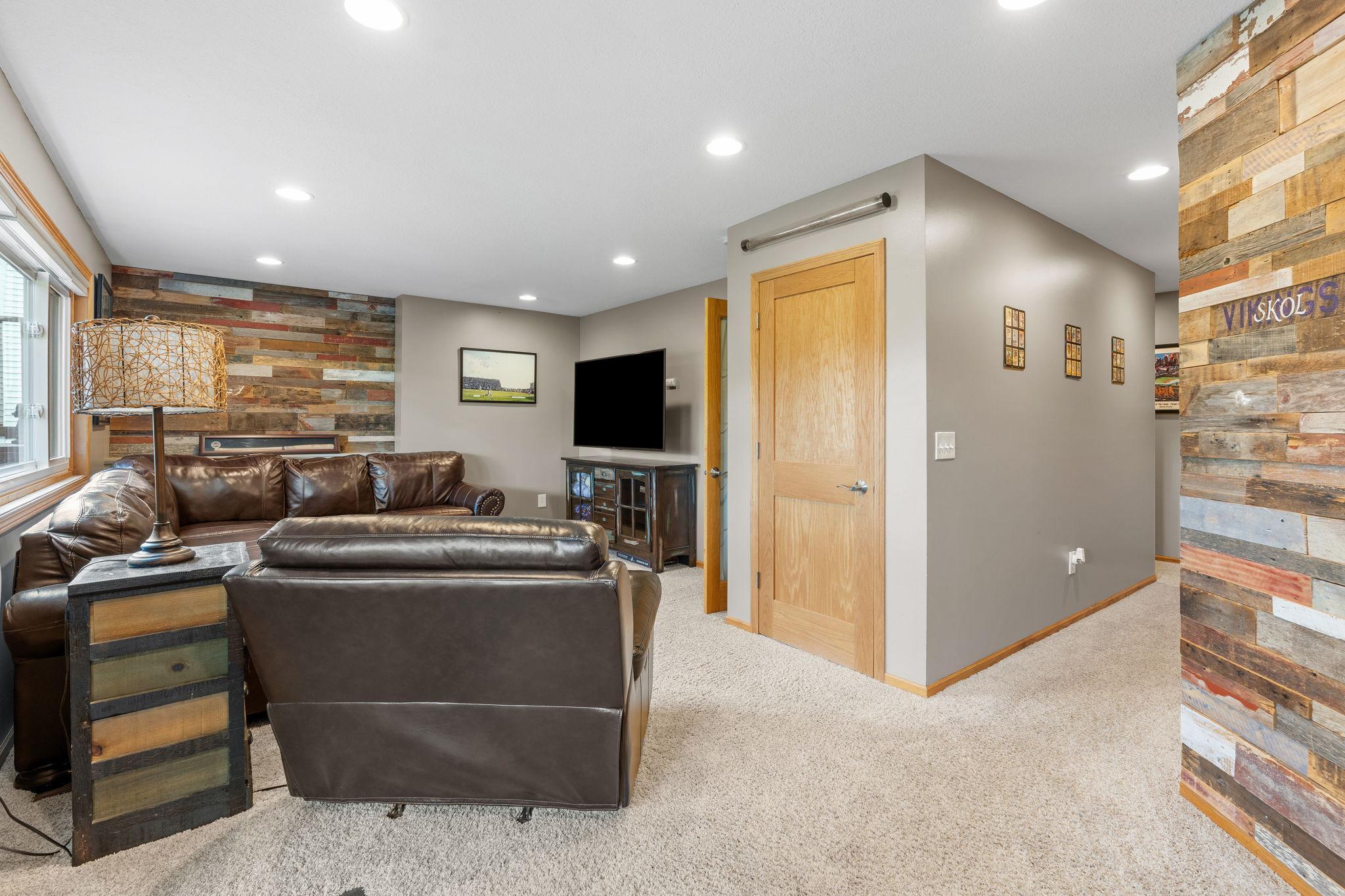 63-web-or-mls-5741 145th Ct NW-69.jpg
