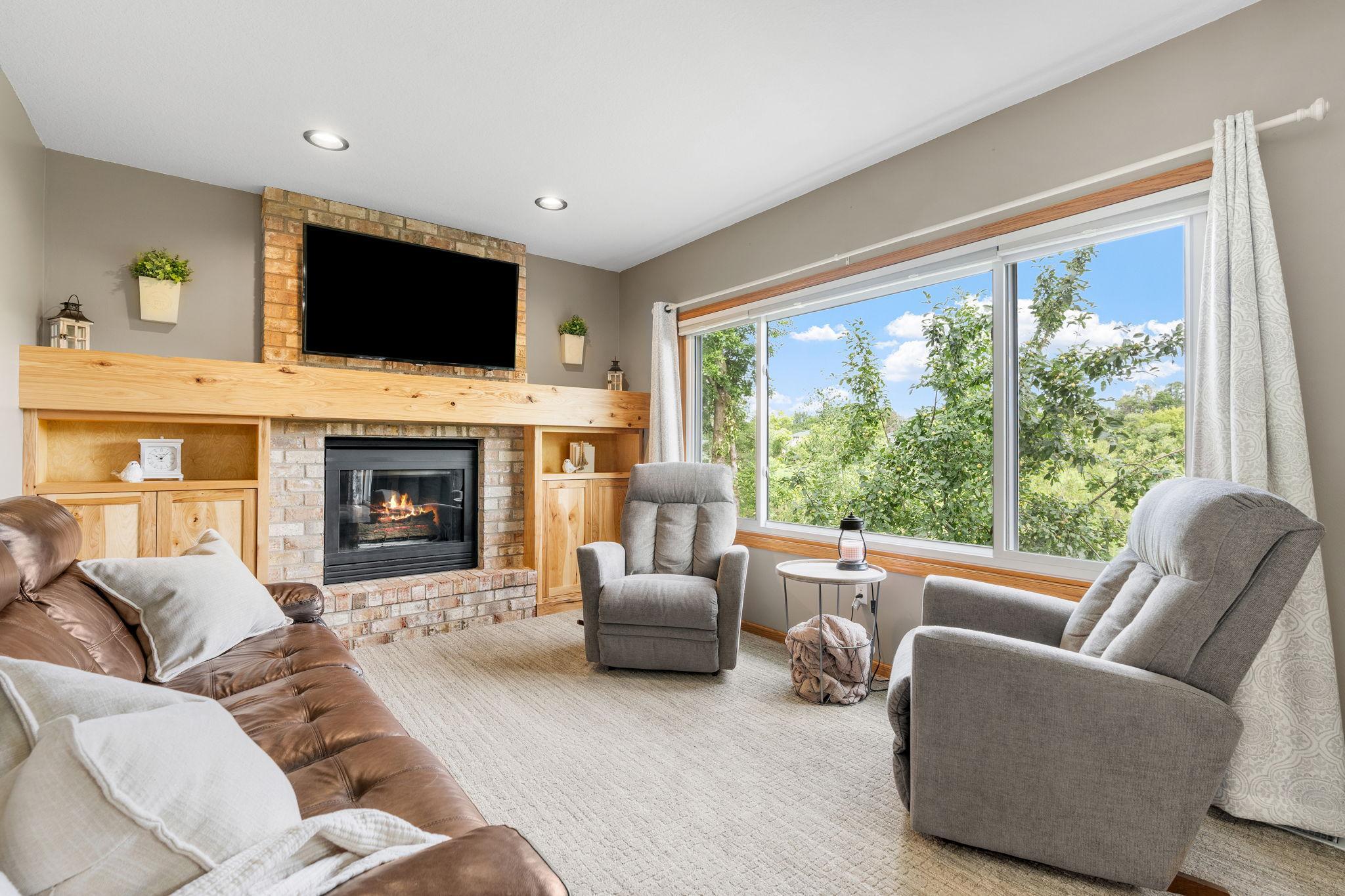 40-web-or-mls-5741 145th Ct NW-39.jpg