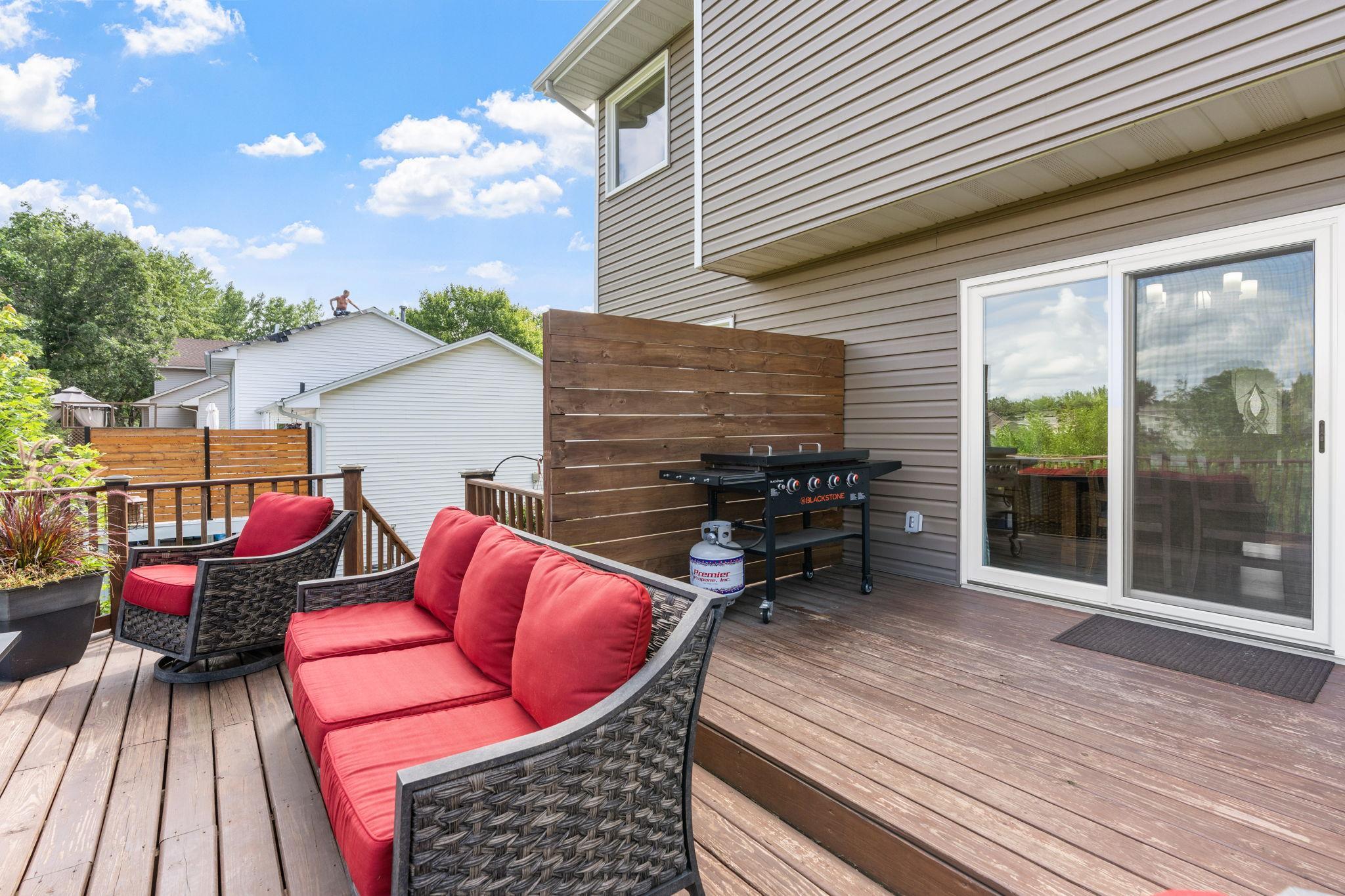 16-web-or-mls-5741 145th Ct NW-23.jpg