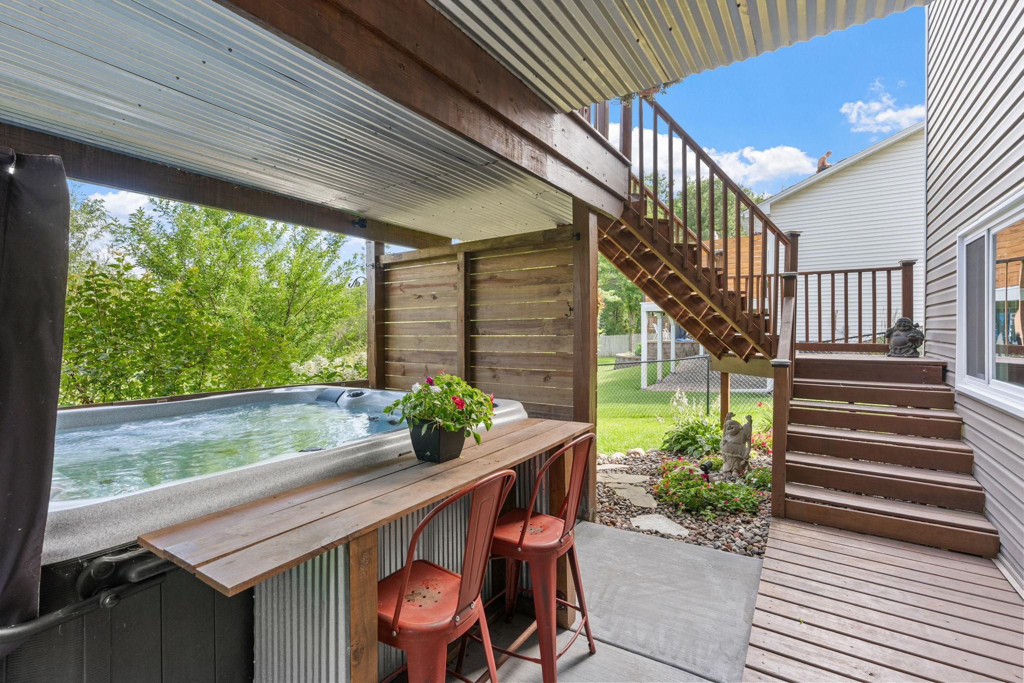 12-web-or-mls-5741 145th Ct NW-17.jpg