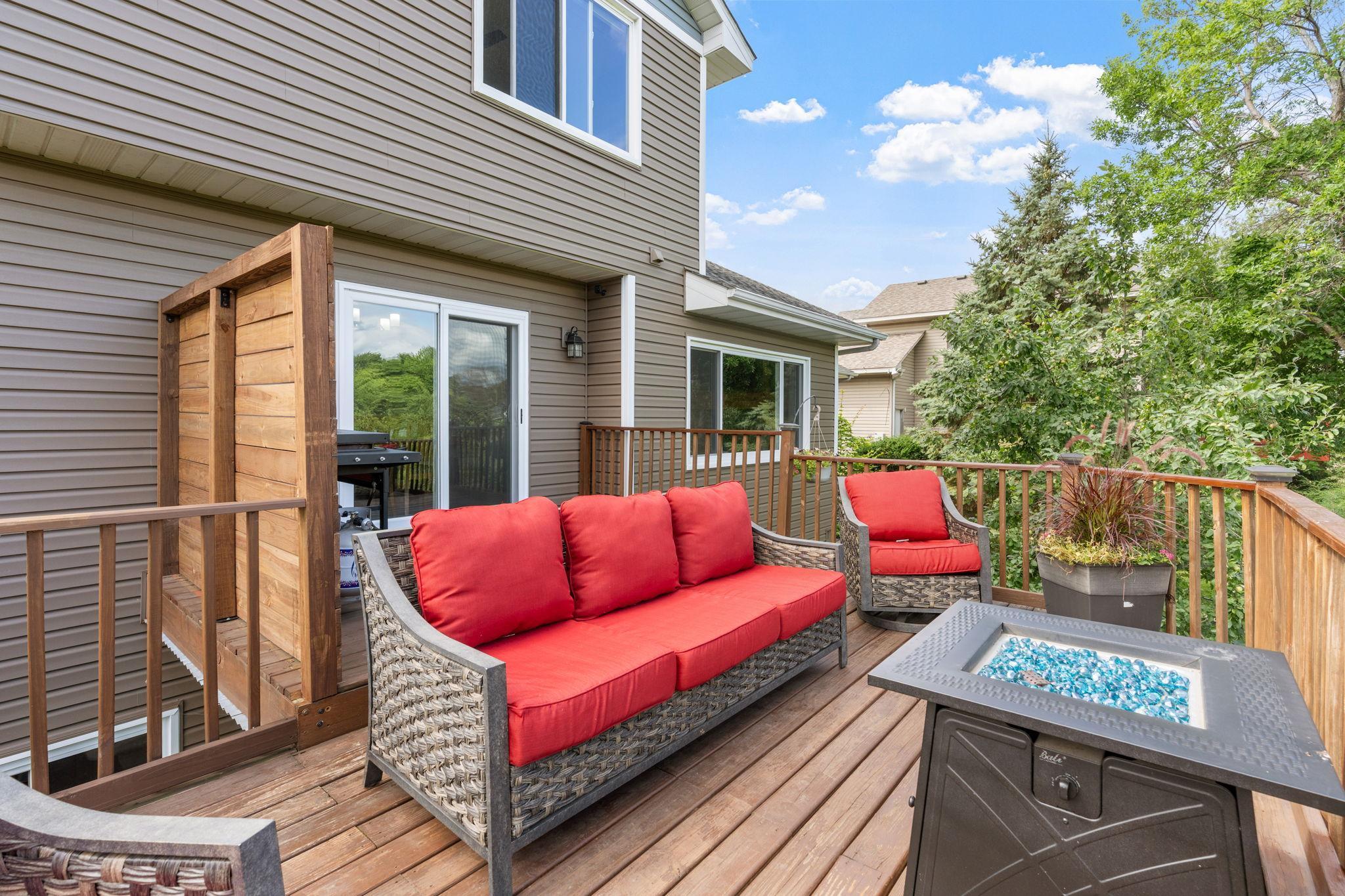 17-web-or-mls-5741 145th Ct NW-19.jpg