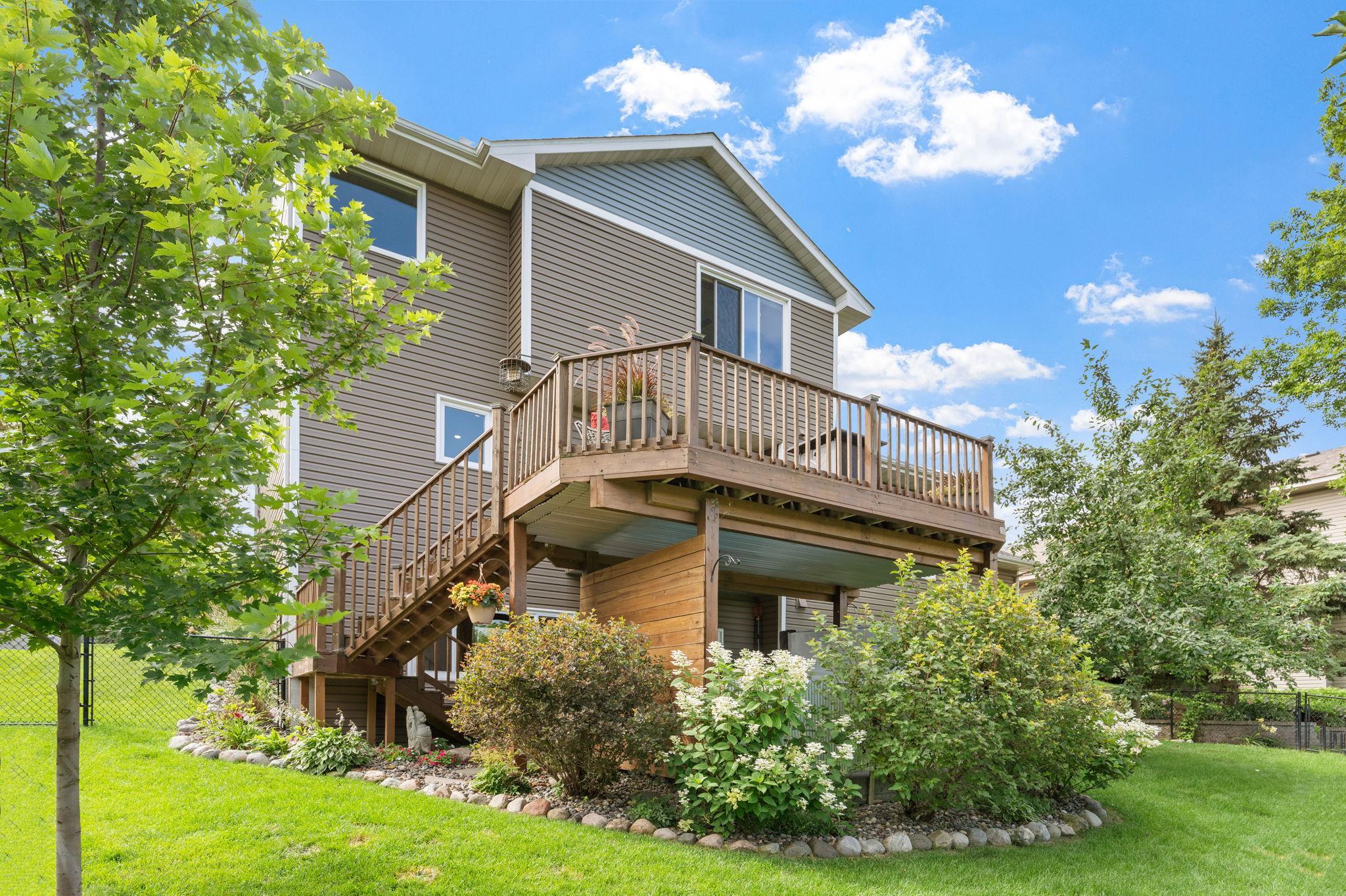 15-web-or-mls-5741 145th Ct NW-8.jpg