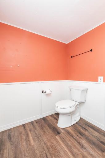 2474 W Country Club Drive S, Fargo, ND 58103