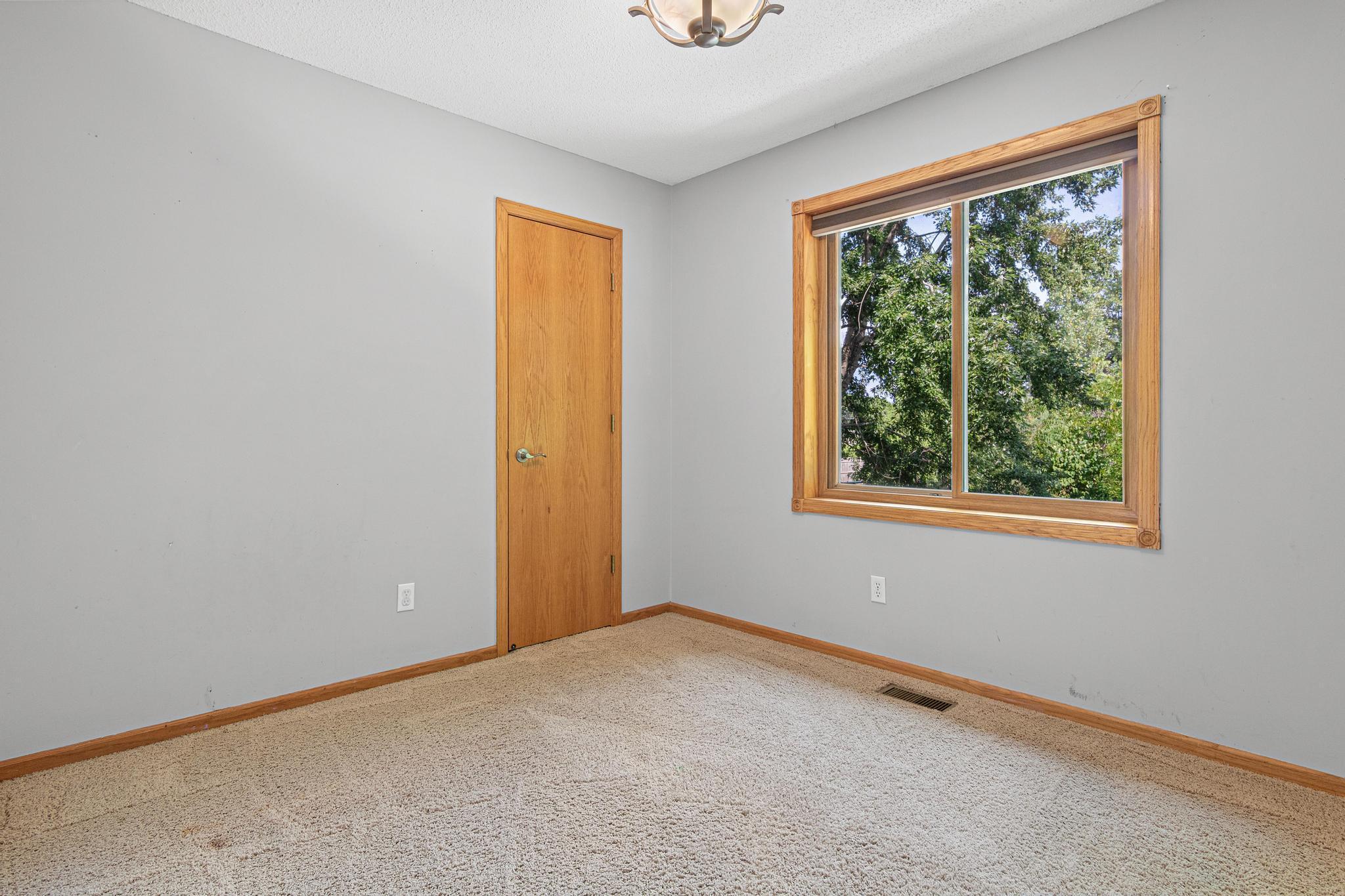 Secondary bedroom