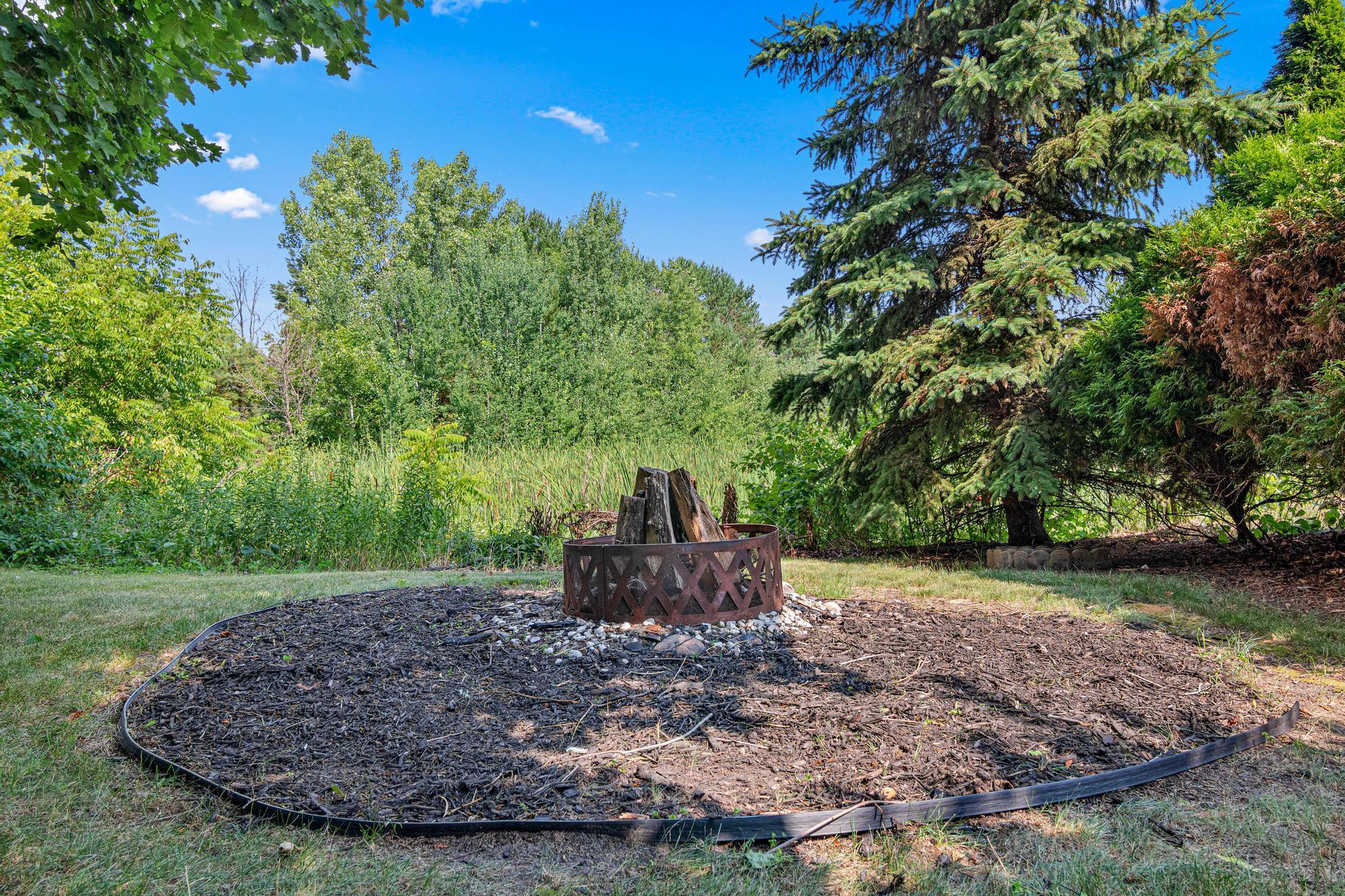 Backyard firepit
