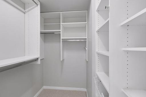 7closet.jpg