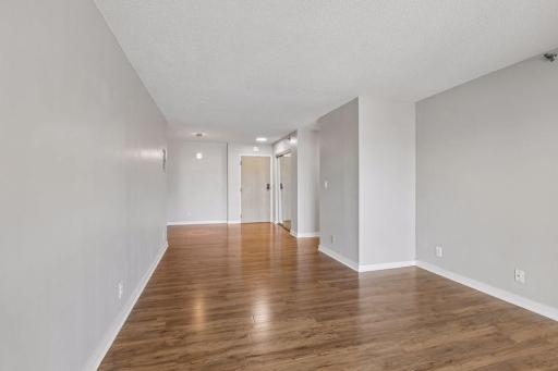 2room4.jpg