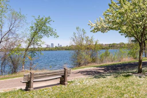 lake1.jpg