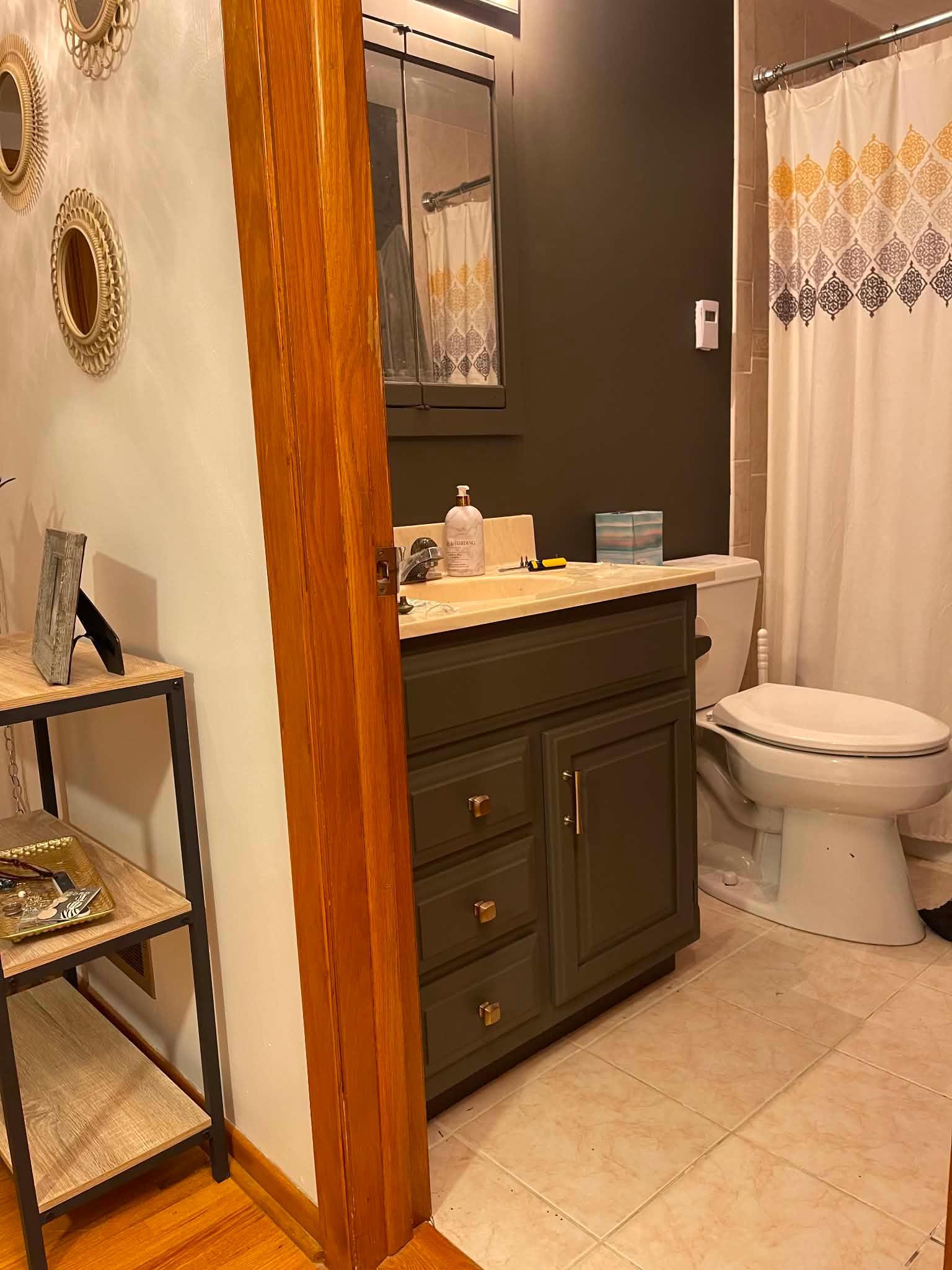 Main Bedroom Bathroom